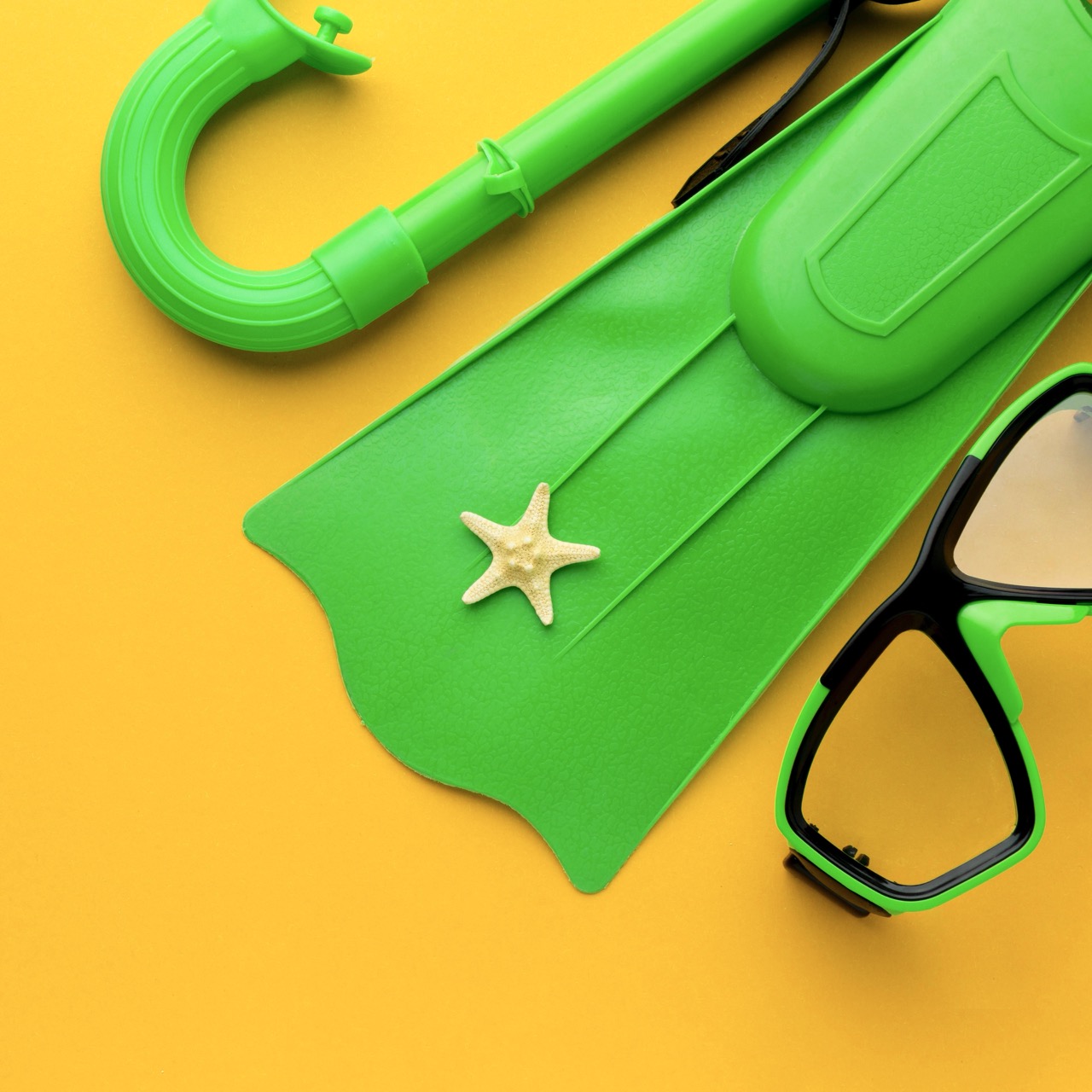 Ласты, маски, трубки в наборах