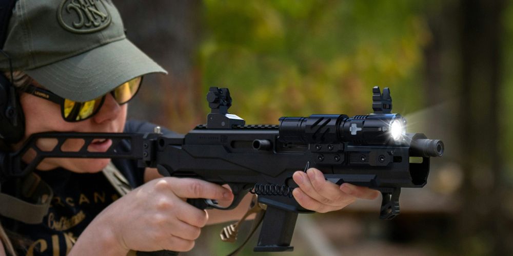 Как выбрать фонарь в Казахстане 2026 — обзор Fenix TK26R, Ledlenser и Jetbeam