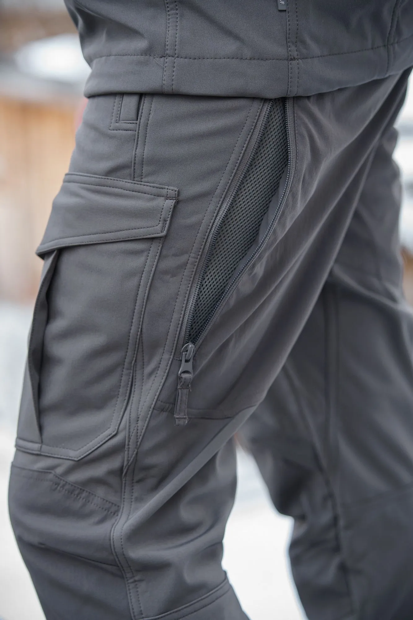 Брюки мужские "Extreme".Ткань софт-шелл на флисе (88%нейлон/12%эластан). Мембрана 10000мм/10000 г/м2/24 часа. Teflon. Серый — брюки и шорты для охоты, рыбалки и туризма | KORGAN.KZ