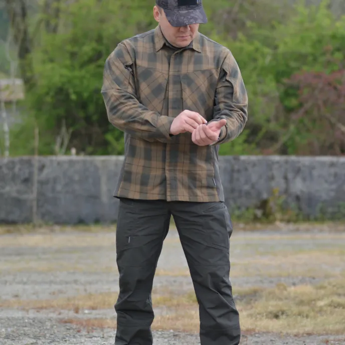 Рубашка мужская "Freedom". Ткань фланель (60% хлокпок/40% полиэстер 180 г.кв.м.). Peach. Темная олива — одежда для охоты, рыбалки, туризма и города | KORGAN.KZ