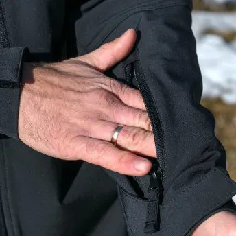 Куртка мужская "Extreme". Ткань софт-шелл на флисе (88%нейлон/12%эластан). Мембрана 10000мм/10000 г/м2/24 часа.Teflon. Черный — куртки, жилеты, маскировочные костюмы, одежда для рыбалки и охоты | KORGAN Казахстан