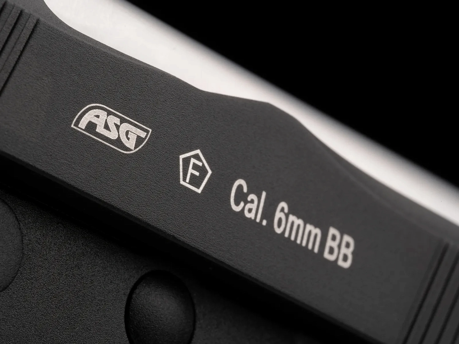 Страйкбольный пистолет ASG Мод. M9