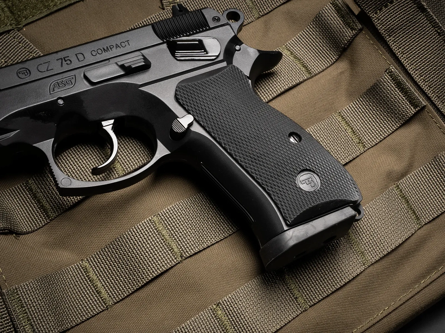 Страйкбольный пистолет ASG Мод. CZ 75D COMPACT