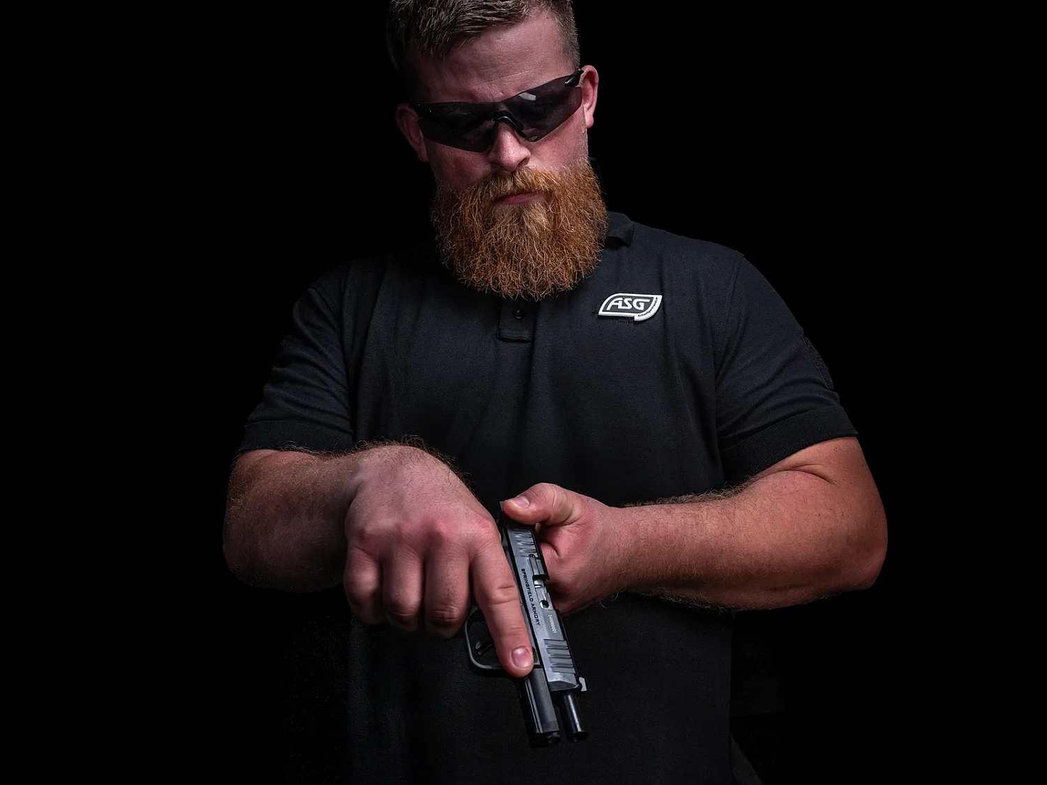 Страйкбольный пистолет ASG Мод. SPRINGFIELD ARMORY HELLCAT PRO